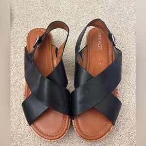 Nine West Women's Angie Criss Cross Buckle Sandals black/silver size 10M